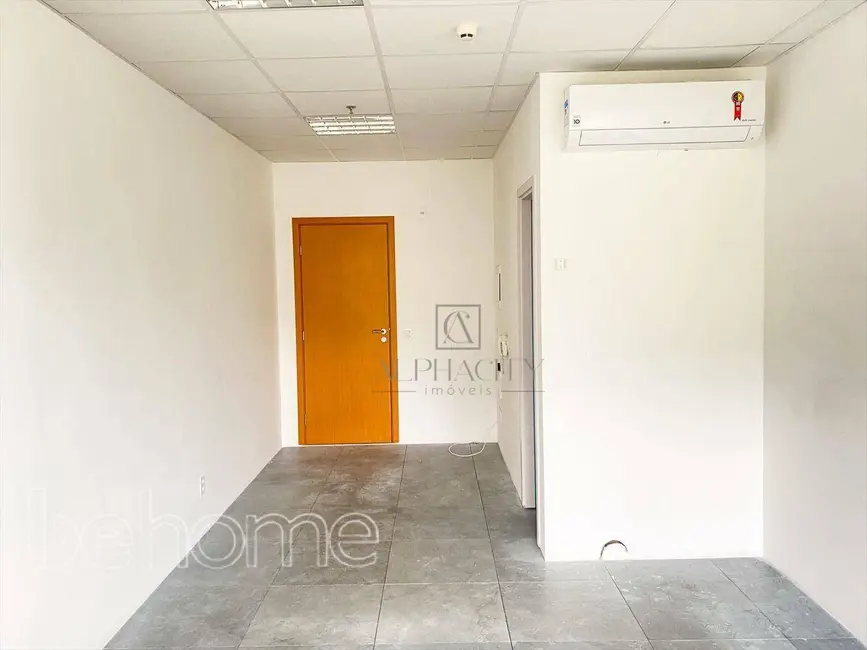 Foto 3 de Sala Comercial à venda, 33m2 em Tamboré, Santana De Parnaiba - SP