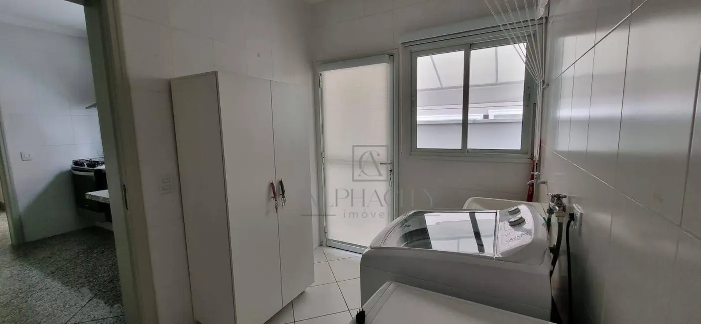 Casa de Condomínio com 4 quartos para alugar, 580m2 em Santana De Parnaiba - SP - imagem 6 Foto 6 de Casa de Condomínio com 4 quartos para alugar, 580m2 em Santana De Parnaiba - SP