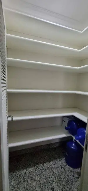 Casa de Condomínio com 4 quartos para alugar, 580m2 em Santana De Parnaiba - SP - imagem 5 Foto 5 de Casa de Condomínio com 4 quartos para alugar, 580m2 em Santana De Parnaiba - SP