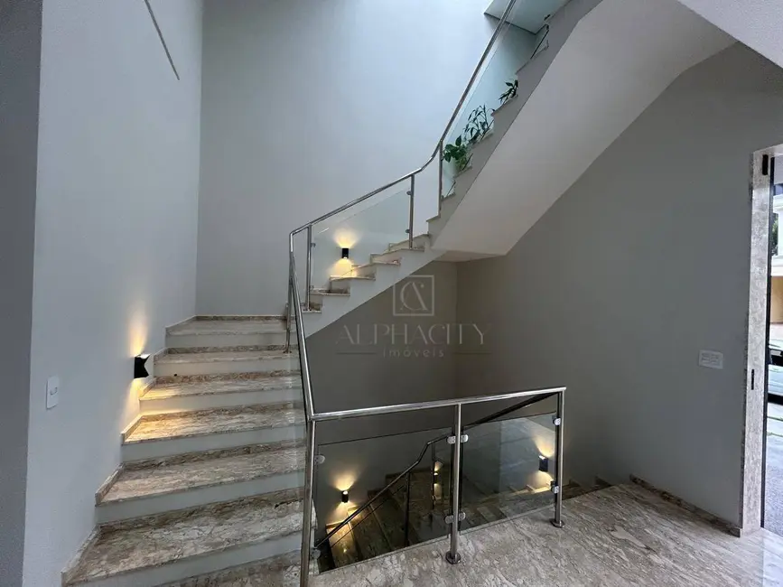 Casa de Condomínio com 4 quartos à venda, 420m2 em Tamboré, Barueri - SP - imagem 8 Foto 8 de Casa de Condomínio com 4 quartos à venda, 420m2 em Tamboré, Barueri - SP