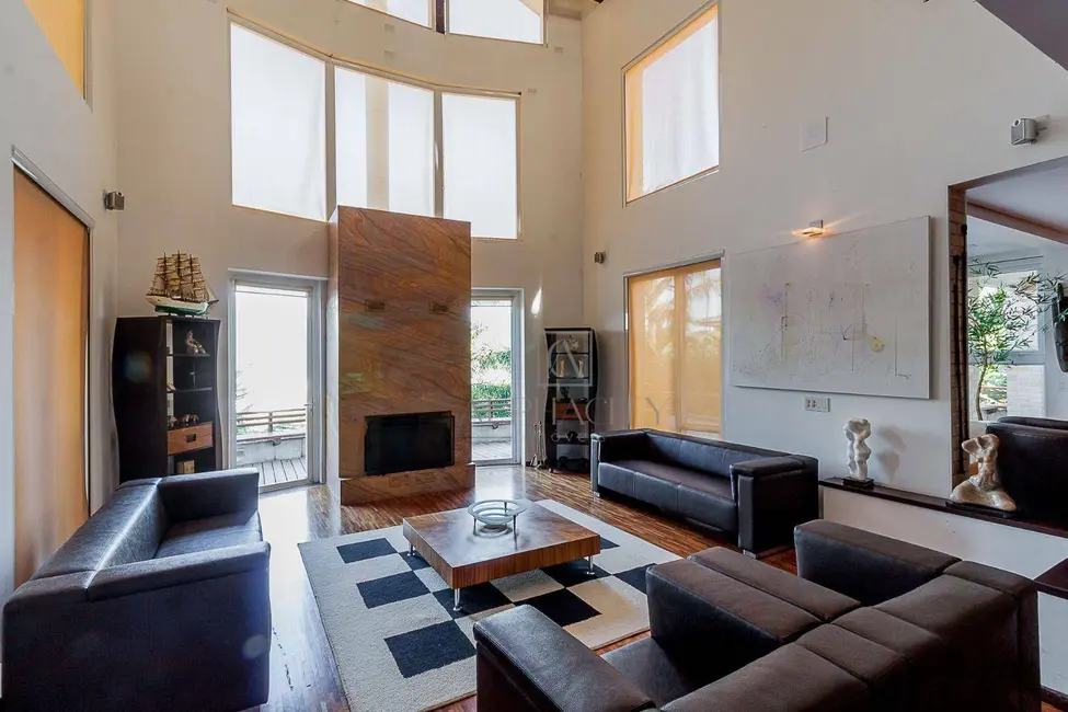 Casa de Condomínio com 7 quartos à venda, 2300m2 em Santana De Parnaiba - SP - imagem 2 Foto 2 de Casa de Condomínio com 7 quartos à venda, 2300m2 em Santana De Parnaiba - SP