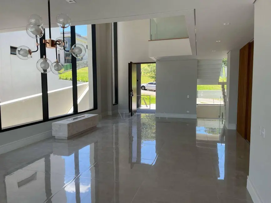 Casa de Condomínio com 4 quartos à venda, 525m2 em Tamboré, Santana De Parnaiba - SP - imagem 4 Foto 4 de Casa de Condomínio com 4 quartos à venda, 525m2 em Tamboré, Santana De Parnaiba - SP