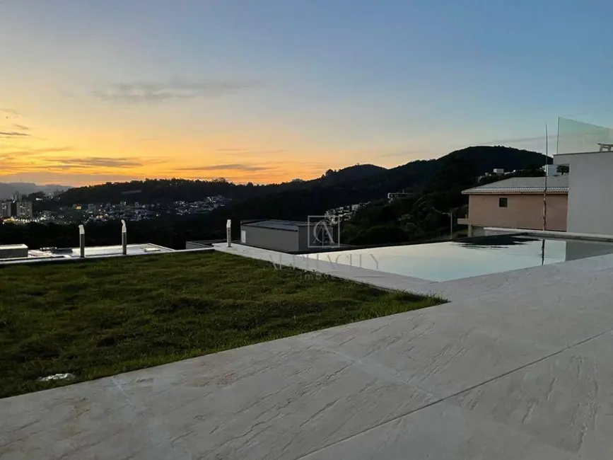 Casa de Condomínio com 4 quartos à venda, 525m2 em Tamboré, Santana De Parnaiba - SP - imagem 1 Foto 1 de Casa de Condomínio com 4 quartos à venda, 525m2 em Tamboré, Santana De Parnaiba - SP