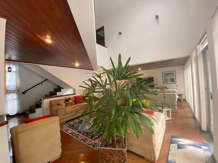 Casa de Condomínio com 4 quartos à venda, 420m2 em Santana De Parnaiba - SP - imagem 8 Foto 8 de Casa de Condomínio com 4 quartos à venda, 420m2 em Santana De Parnaiba - SP