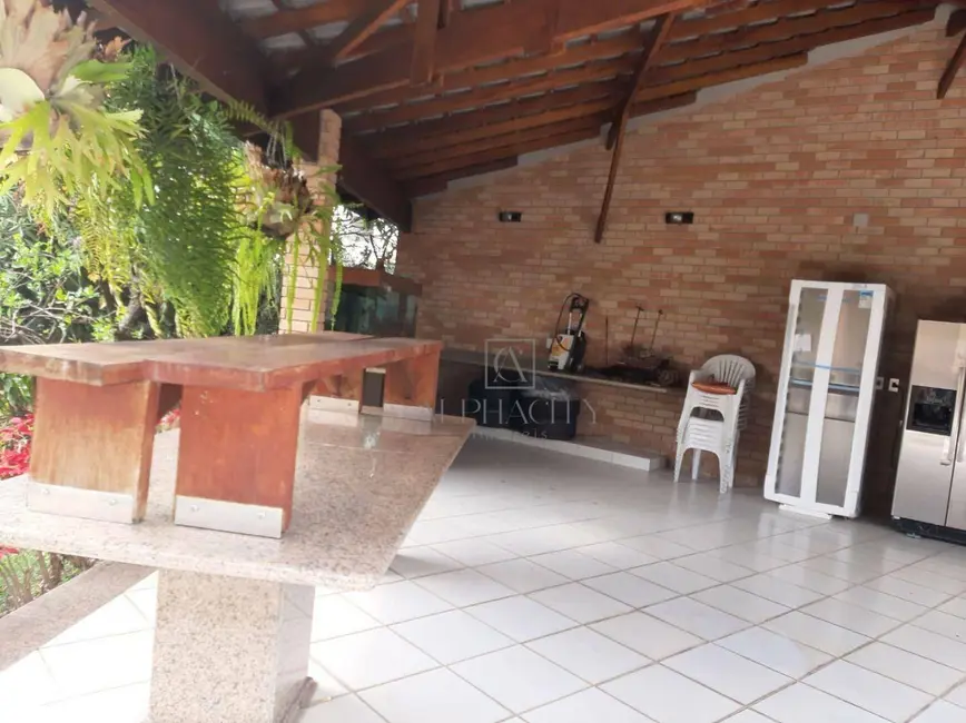 Casa de Condomínio com 5 quartos à venda, 1463m2 em Residencial Tamboré, Barueri - SP - imagem 6 Foto 6 de Casa de Condomínio com 5 quartos à venda, 1463m2 em Residencial Tamboré, Barueri - SP