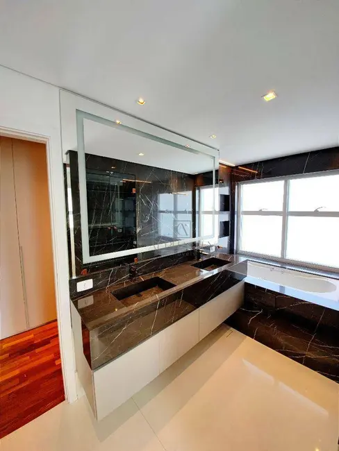 Foto 8 de Apartamento com 3 quartos à venda, 340m2 em Barueri - SP