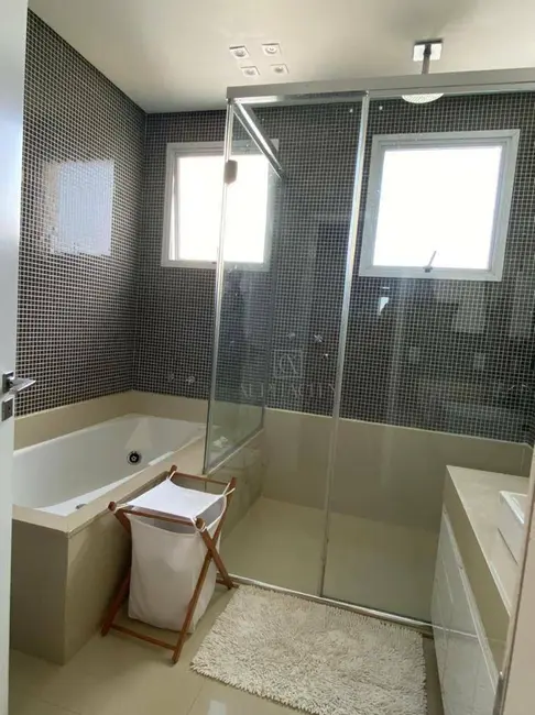 Apartamento com 4 quartos à venda, 284m2 em Tamboré, Barueri - SP - imagem 9 Foto 9 de Apartamento com 4 quartos à venda, 284m2 em Tamboré, Barueri - SP