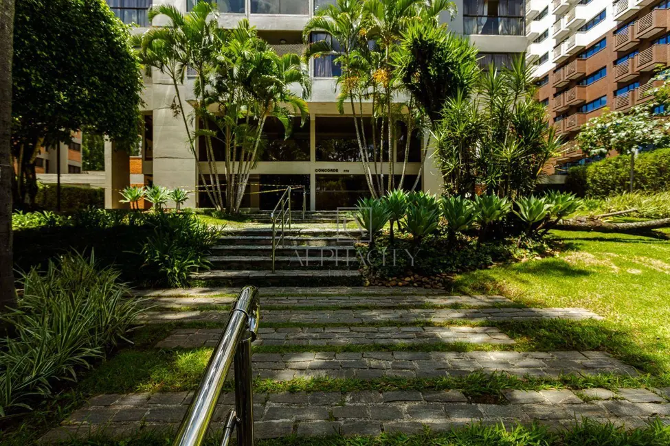 Foto 2 de Apartamento com 3 quartos à venda, 168m2 em Barueri - SP