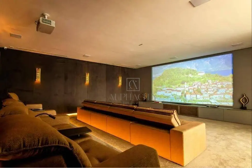 Foto 3 de Casa de Condomínio com 6 quartos à venda, 2000m2 em Santana De Parnaiba - SP