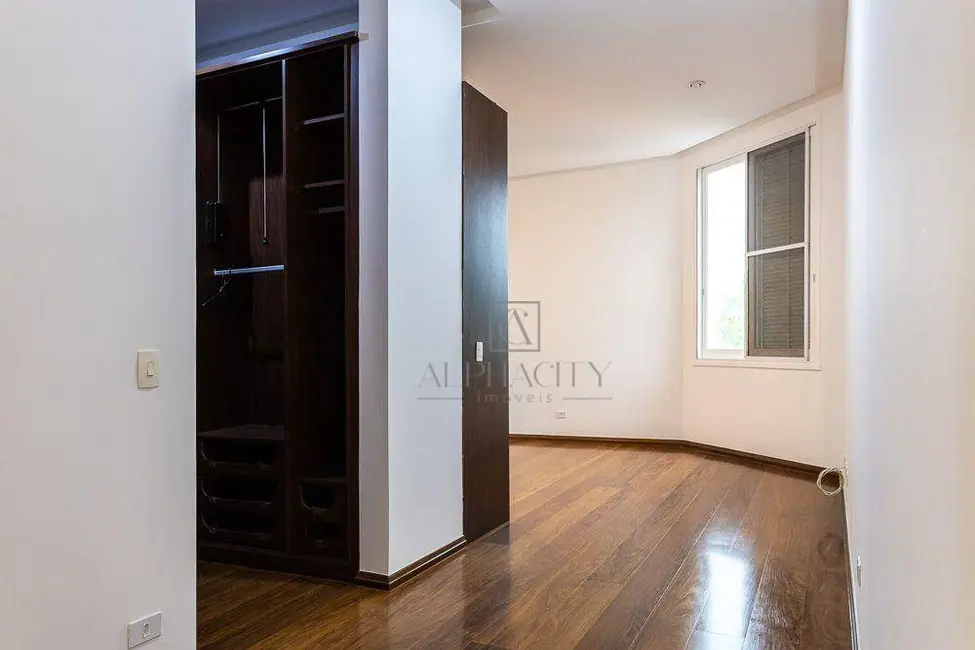 Foto 4 de Casa de Condomínio com 4 quartos para alugar, 452m2 em Santana De Parnaiba - SP