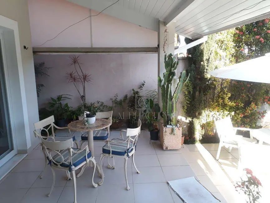 Foto 5 de Casa de Condomínio com 3 quartos para alugar, 360m2 em Santana De Parnaiba - SP