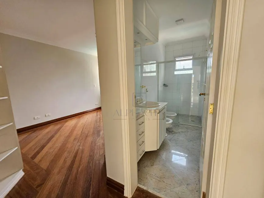 Foto 8 de Casa de Condomínio com 4 quartos à venda e para alugar, 560m2 em Barueri - SP