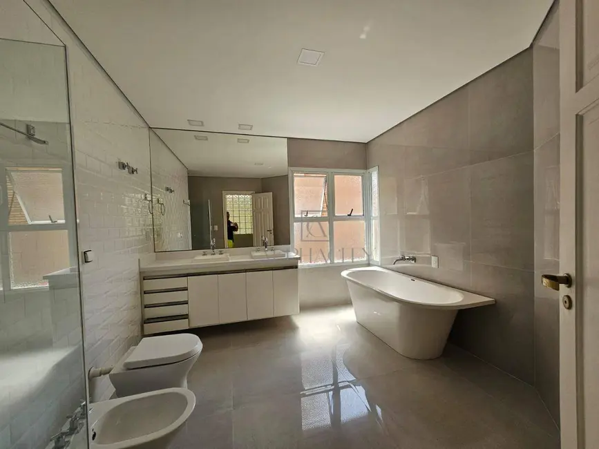Foto 3 de Casa de Condomínio com 4 quartos à venda e para alugar, 560m2 em Barueri - SP