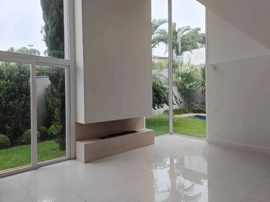 Casa de Condomínio com 4 quartos à venda e para alugar, 596m2 em Santana De Parnaiba - SP - imagem 6 Foto 6 de Casa de Condomínio com 4 quartos à venda e para alugar, 596m2 em Santana De Parnaiba - SP