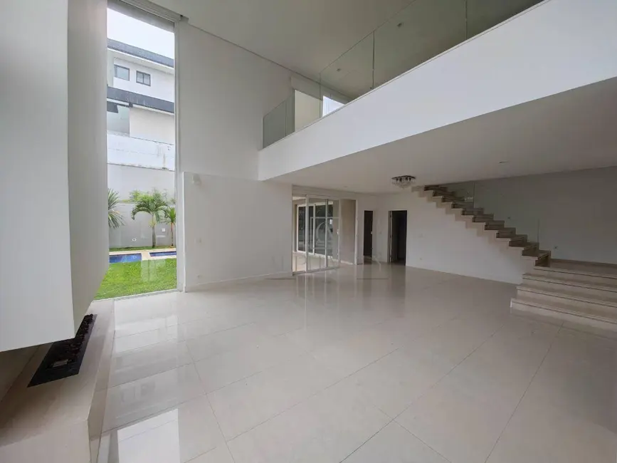 Casa de Condomínio com 4 quartos à venda e para alugar, 596m2 em Santana De Parnaiba - SP - imagem 7 Foto 7 de Casa de Condomínio com 4 quartos à venda e para alugar, 596m2 em Santana De Parnaiba - SP