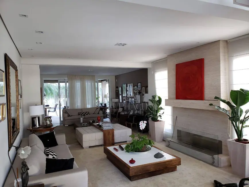 Casa de Condomínio com 4 quartos à venda, 800m2 em Tamboré, Santana De Parnaiba - SP - imagem 2 Foto 2 de Casa de Condomínio com 4 quartos à venda, 800m2 em Tamboré, Santana De Parnaiba - SP