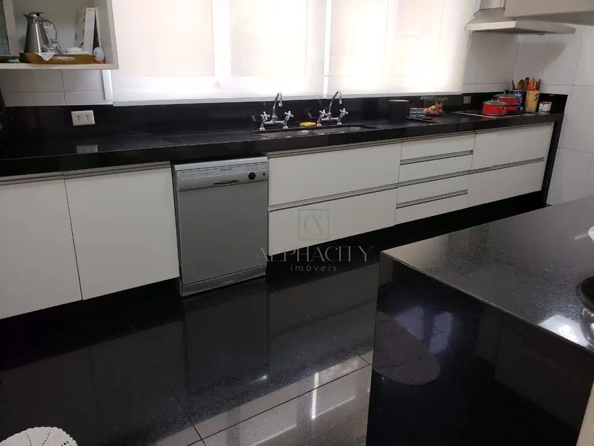 Casa de Condomínio com 4 quartos à venda, 800m2 em Tamboré, Santana De Parnaiba - SP - imagem 8 Foto 8 de Casa de Condomínio com 4 quartos à venda, 800m2 em Tamboré, Santana De Parnaiba - SP