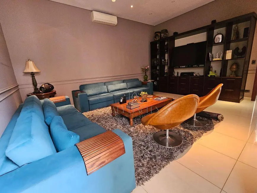 Casa de Condomínio com 5 quartos à venda, 2200m2 em Santana De Parnaiba - SP - imagem 9 Foto 9 de Casa de Condomínio com 5 quartos à venda, 2200m2 em Santana De Parnaiba - SP