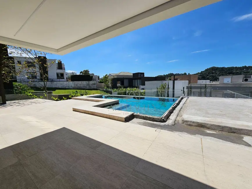 Casa de Condomínio com 4 quartos à venda, 836m2 em Tamboré, Santana De Parnaiba - SP - imagem 3 Foto 3 de Casa de Condomínio com 4 quartos à venda, 836m2 em Tamboré, Santana De Parnaiba - SP