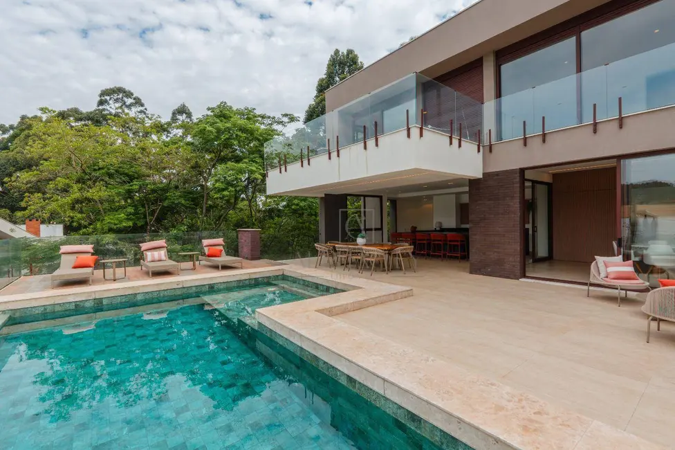 Casa de Condomínio com 4 quartos à venda, 836m2 em Tamboré, Santana De Parnaiba - SP - imagem 4 Foto 4 de Casa de Condomínio com 4 quartos à venda, 836m2 em Tamboré, Santana De Parnaiba - SP