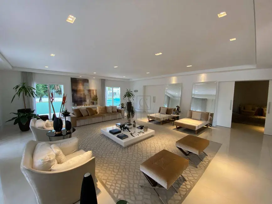Foto 7 de Casa de Condomínio com 5 quartos à venda e para alugar, 3500m2 em Residencial Tamboré, Barueri - SP