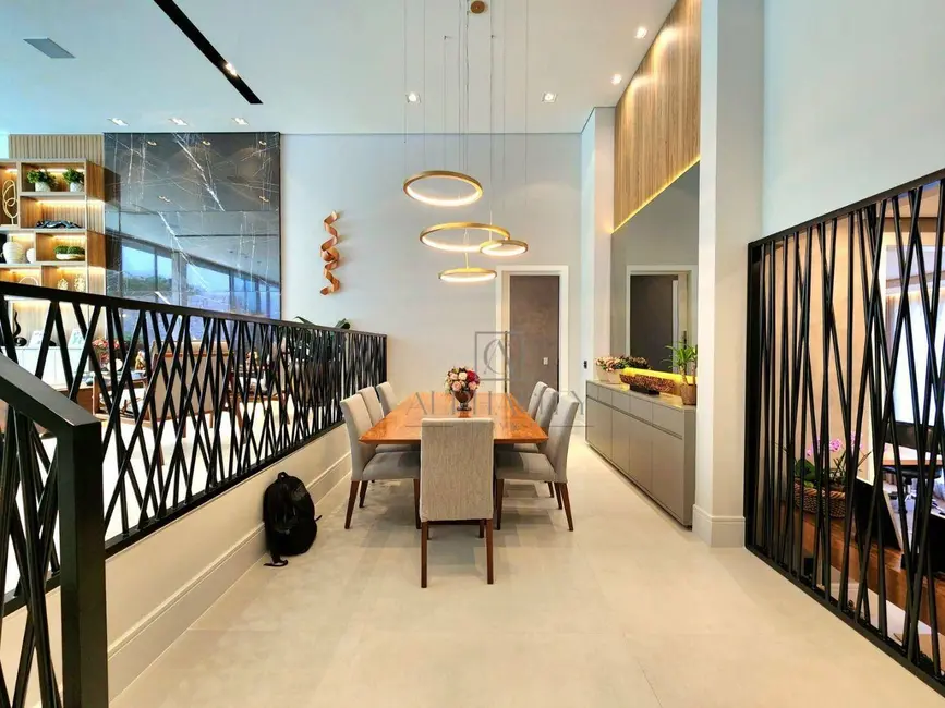 Casa de Condomínio com 5 quartos à venda, 1280m2 em Residencial Tamboré, Barueri - SP - imagem 6 Foto 6 de Casa de Condomínio com 5 quartos à venda, 1280m2 em Residencial Tamboré, Barueri - SP