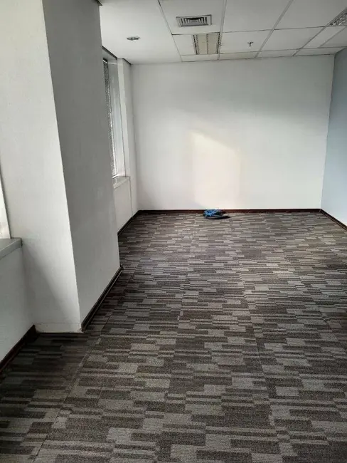 Foto 4 de Sala Comercial para alugar, 89m2 em Alphaville Industrial, Barueri - SP