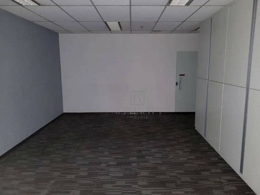 Foto 5 de Sala Comercial para alugar, 89m2 em Alphaville Industrial, Barueri - SP