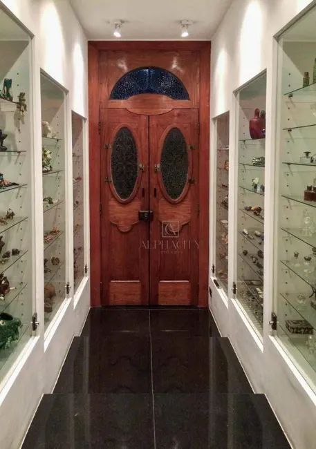 Casa de Condomínio com 4 quartos à venda, 1340m2 em Residencial Tamboré, Barueri - SP - imagem 9 Foto 9 de Casa de Condomínio com 4 quartos à venda, 1340m2 em Residencial Tamboré, Barueri - SP