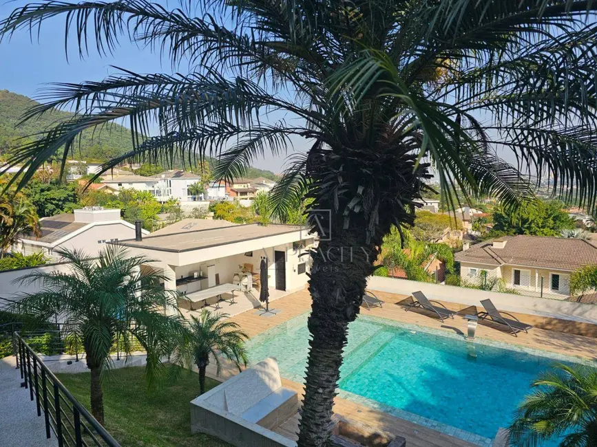 Foto 3 de Casa de Condomínio com 4 quartos para alugar, 1054m2 em Santana De Parnaiba - SP