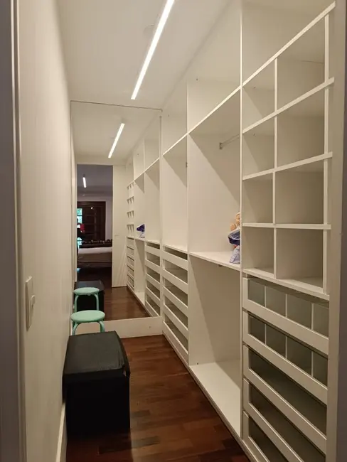 Foto 4 de Casa de Condomínio com 4 quartos à venda, 1721m2 em Barueri - SP