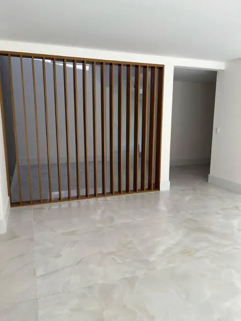 Foto 2 de Casa de Condomínio com 4 quartos à venda, 700m2 em Barueri - SP