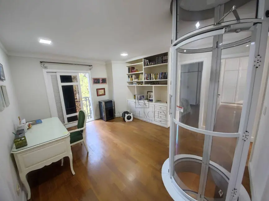 Casa de Condomínio com 3 quartos à venda, 1074m2 em Residencial Tamboré, Barueri - SP - imagem 9 Foto 9 de Casa de Condomínio com 3 quartos à venda, 1074m2 em Residencial Tamboré, Barueri - SP