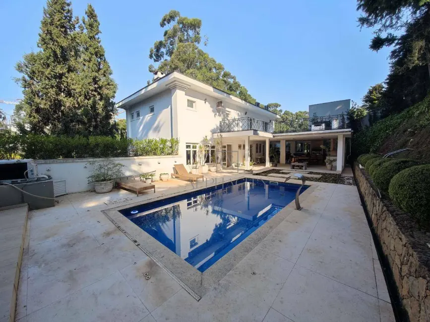 Casa de Condomínio com 3 quartos à venda, 1074m2 em Residencial Tamboré, Barueri - SP - imagem 8 Foto 8 de Casa de Condomínio com 3 quartos à venda, 1074m2 em Residencial Tamboré, Barueri - SP