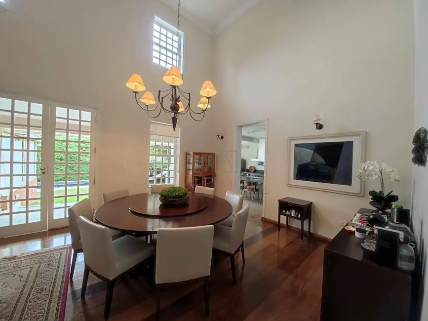 Casa de Condomínio com 4 quartos à venda, 1738m2 em Residencial Tamboré, Barueri - SP - imagem 8 Foto 8 de Casa de Condomínio com 4 quartos à venda, 1738m2 em Residencial Tamboré, Barueri - SP