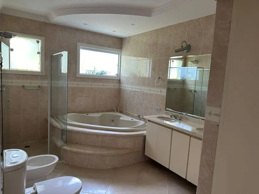 Casa de Condomínio com 4 quartos para alugar, 720m2 em Alphaville Residencial Zero, Barueri - SP - imagem 8 Foto 8 de Casa de Condomínio com 4 quartos para alugar, 720m2 em Alphaville Residencial Zero, Barueri - SP