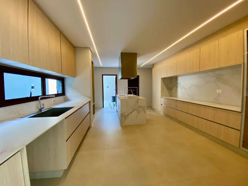 Foto 8 de Casa de Condomínio com 4 quartos à venda, 880m2 em Barueri - SP