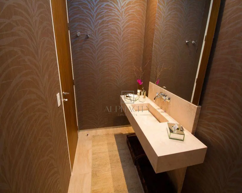 Casa de Condomínio com 5 quartos à venda e para alugar, 2041m2 em Barueri - SP - imagem 8 Foto 8 de Casa de Condomínio com 5 quartos à venda e para alugar, 2041m2 em Barueri - SP