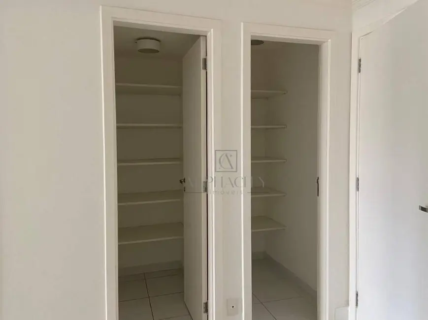 Apartamento com 3 quartos à venda, 395m2 em Barueri - SP - imagem 6 Foto 6 de Apartamento com 3 quartos à venda, 395m2 em Barueri - SP