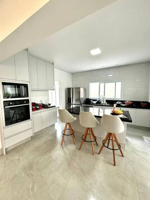 Foto 3 de Casa de Condomínio com 4 quartos à venda, 490m2 em Santana De Parnaiba - SP