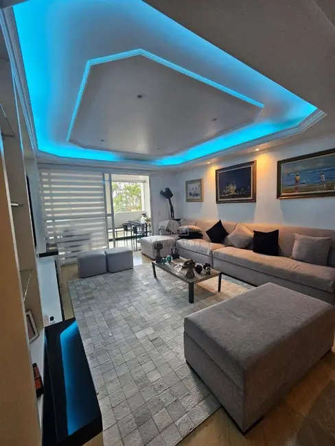 Apartamento com 3 quartos para alugar, 258m2 em Alphaville Industrial, Barueri - SP - imagem 3 Foto 3 de Apartamento com 3 quartos para alugar, 258m2 em Alphaville Industrial, Barueri - SP