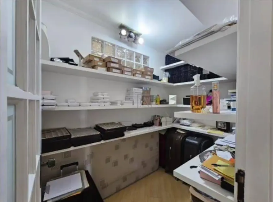 Foto 1 de Apartamento com 3 quartos para alugar, 258m2 em Alphaville Industrial, Barueri - SP