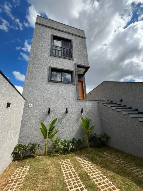 Foto 2 de Casa de Condomínio com 3 quartos à venda, 150m2 em Santana De Parnaiba - SP