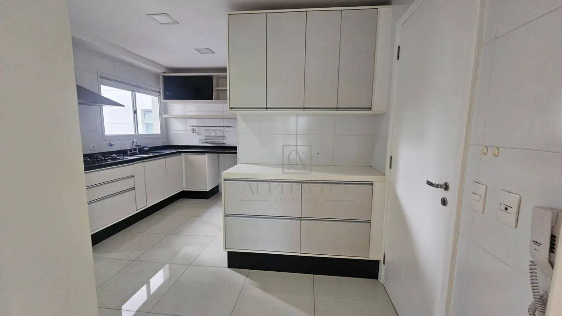 Foto 6 de Apartamento com 3 quartos à venda, 280m2 em Barueri - SP