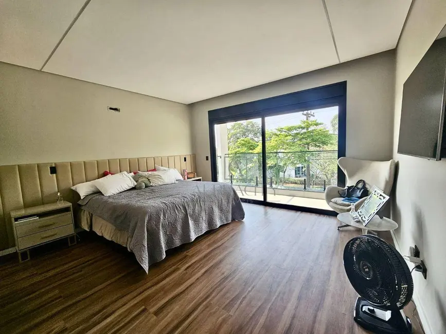 Foto 9 de Casa de Condomínio com 4 quartos à venda, 540m2 em Santana De Parnaiba - SP