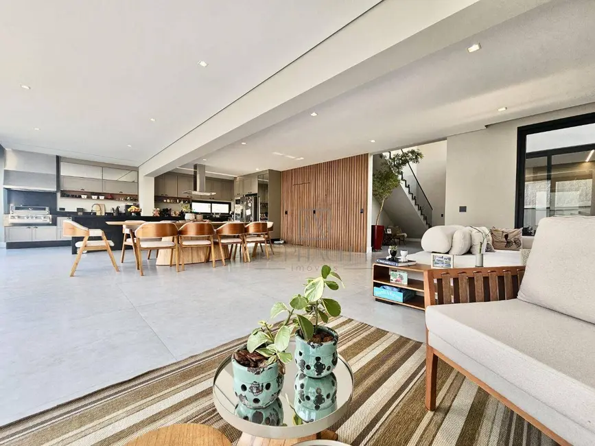 Foto 4 de Casa de Condomínio com 4 quartos à venda, 540m2 em Santana De Parnaiba - SP