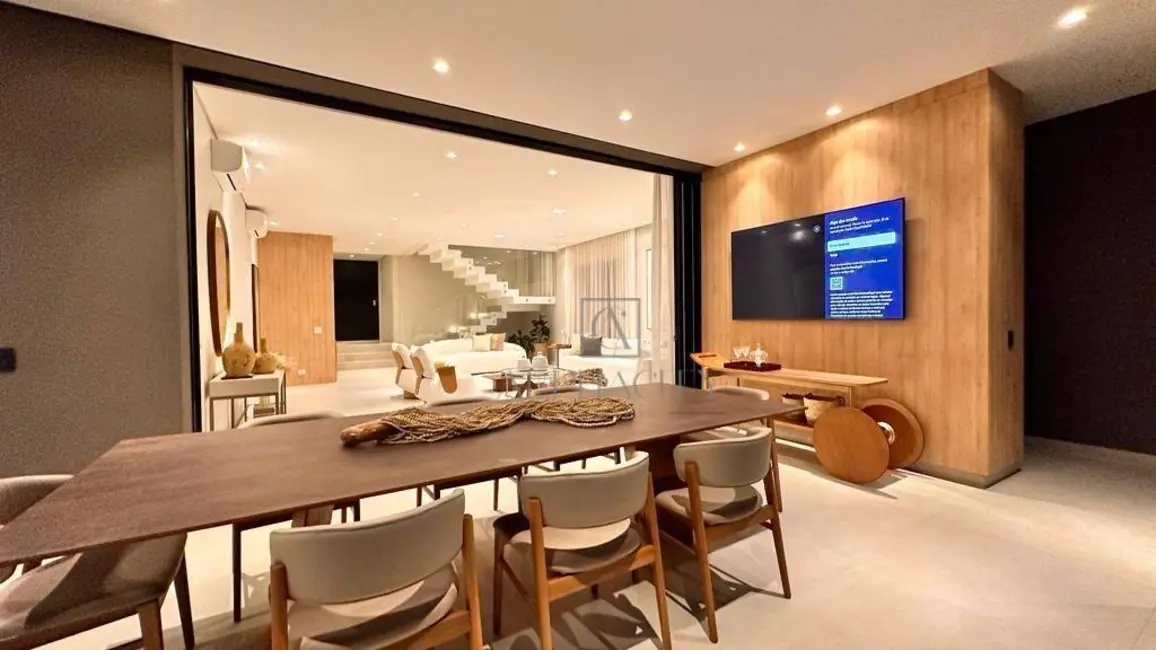 Foto 3 de Casa de Condomínio com 4 quartos à venda, 450m2 em Santana De Parnaiba - SP