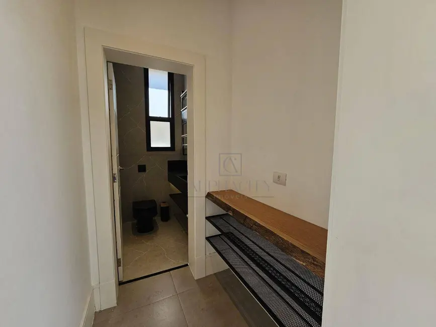 Casa de Condomínio com 4 quartos à venda e para alugar, 420m2 em Tamboré, Barueri - SP - imagem 8 Foto 8 de Casa de Condomínio com 4 quartos à venda e para alugar, 420m2 em Tamboré, Barueri - SP