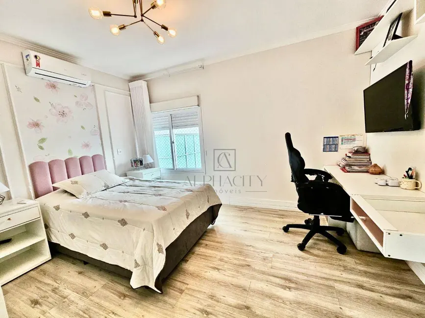 Foto 9 de Casa de Condomínio com 4 quartos à venda, 490m2 em Santana De Parnaiba - SP