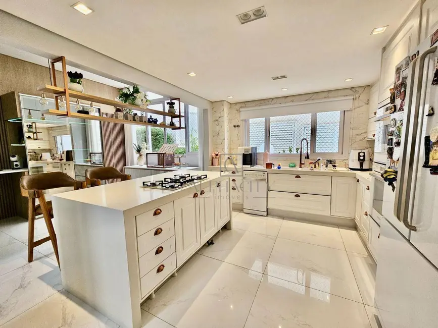 Foto 1 de Casa de Condomínio com 4 quartos à venda, 490m2 em Santana De Parnaiba - SP